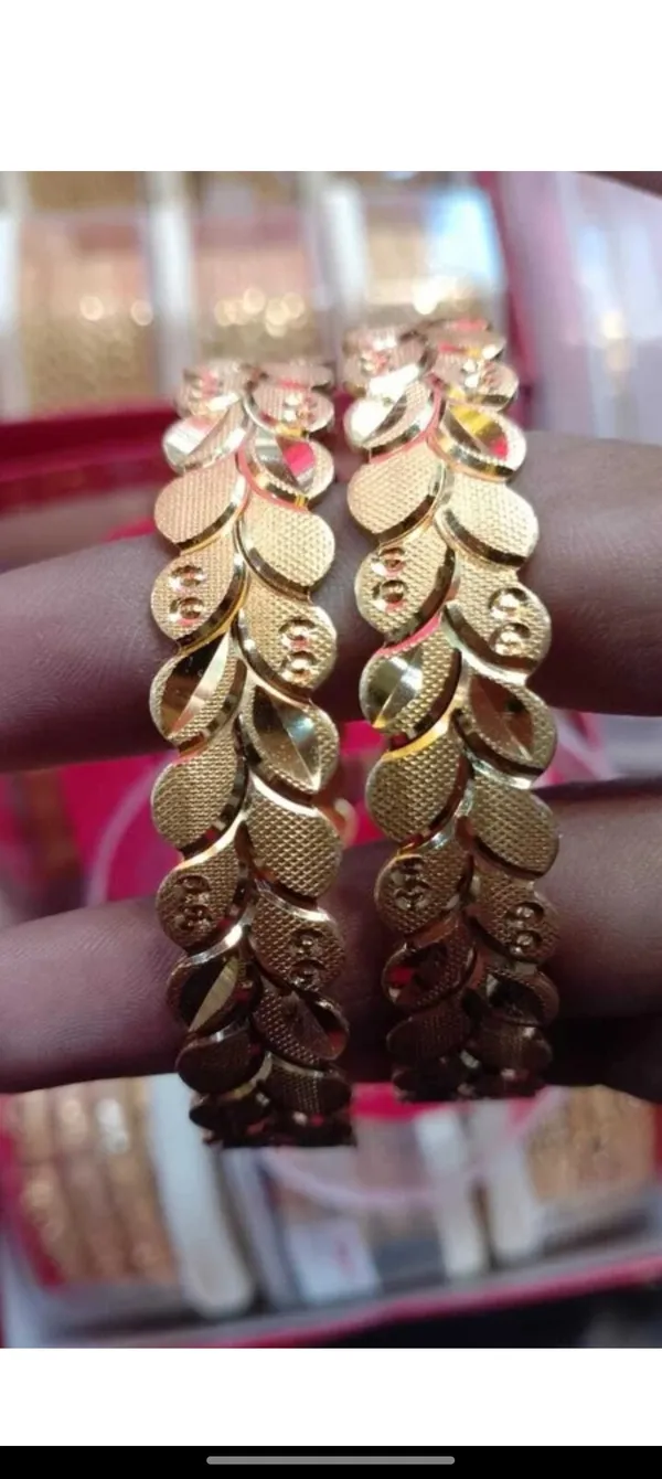 Gold-Toned_Leaf_Design_Bangles_(Set_Of_2)