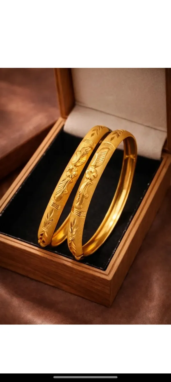 Traditional_Gold-Plated_Floral_Engraved_Bangles_(Set_Of_2)