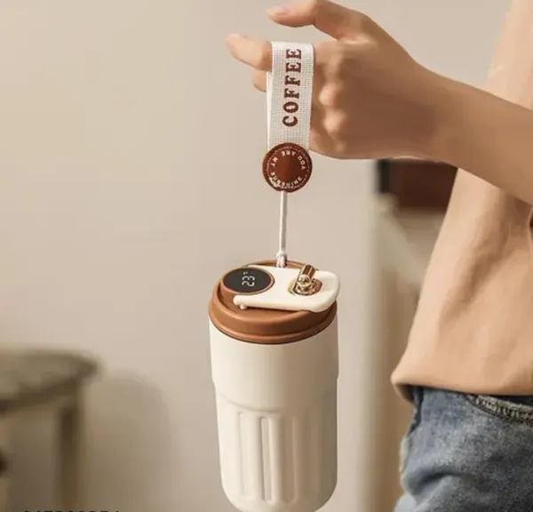 Smart_Temperature_Display_Coffee_Mug_With_Mixer_-_Portable_Rechargeable_Self-Stirring_Tumbler_(White/Brown)