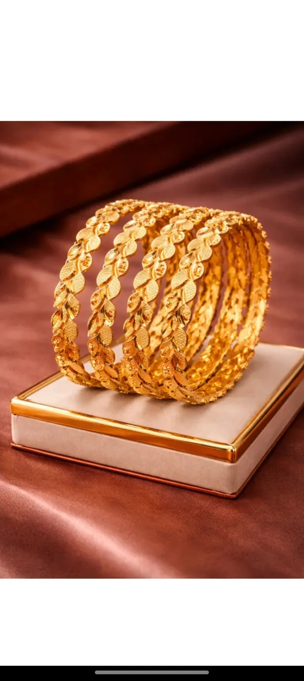 Gold-Plated_Leaf_Pattern_Designer_Bangles_Set_(Pack_Of_4)