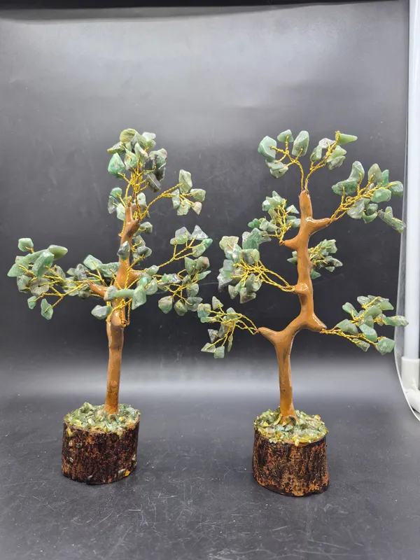 Handcrafted_Green_Aventurine_Cryatal_Tree_For_Wealth_&_Business_Growth_Set_of_1