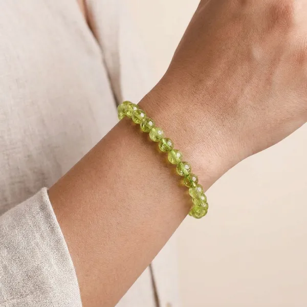 Natural_Peridot_Gemstone_Beaded_Bracelet_Prosperity,_Positivity_And_Emotional_Balance_Enhancer