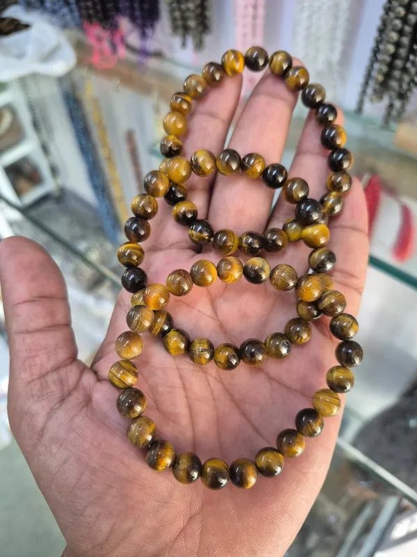 Natural_Tiger's_Eye_Gemstone_Bracelet_with_Certificate_Confidence,_Protection_And_Focus_Enhancer