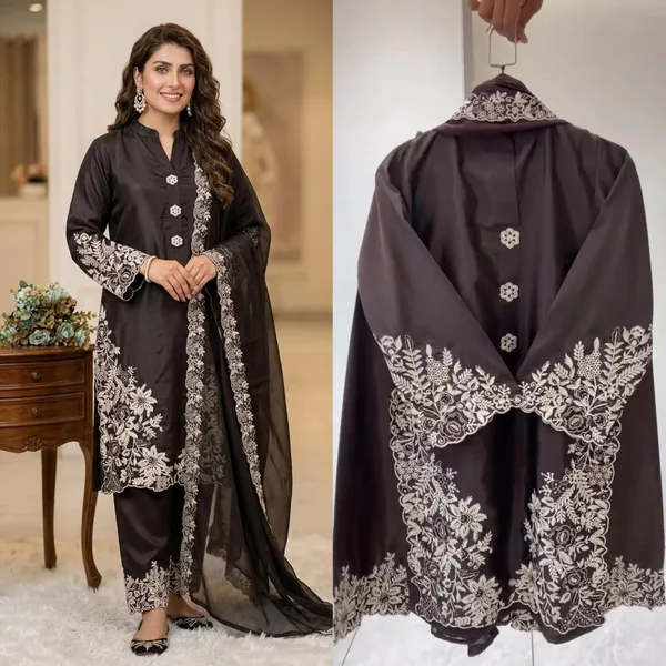 Crape_Silk_Pakistani_Suit_For_Women