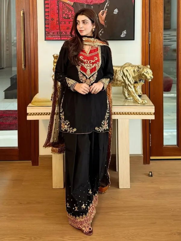 Black_Pure_Maska_Cotton_Top_Palazzo_And_Dupatta_For_Women