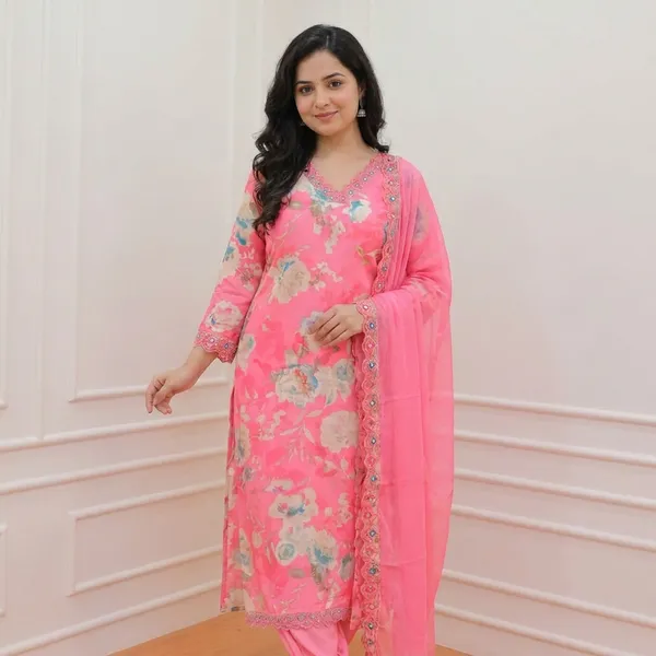 Pink_Stylish_Ethnic_Kurta_Set_With_Dupatta_For_Women
