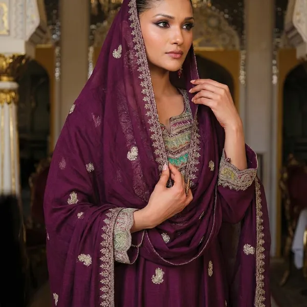 Dark_Pink_Elegant_Ethnic_Kurta_Set_With_Dupatta_For_Women
