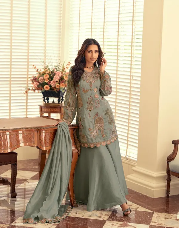 Green_Elegant_Ketiki_Simar_Silk_3_Piece_Suit_Set_For_Women