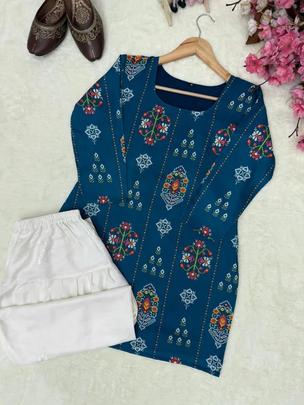 Blue_And_White_Elegant_Farshi_Maslin_Cotton_Co-Ord_Set_For_Women