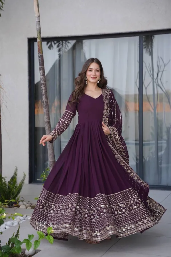Violet_Luxury_Anarkali_Gown_For_Women
