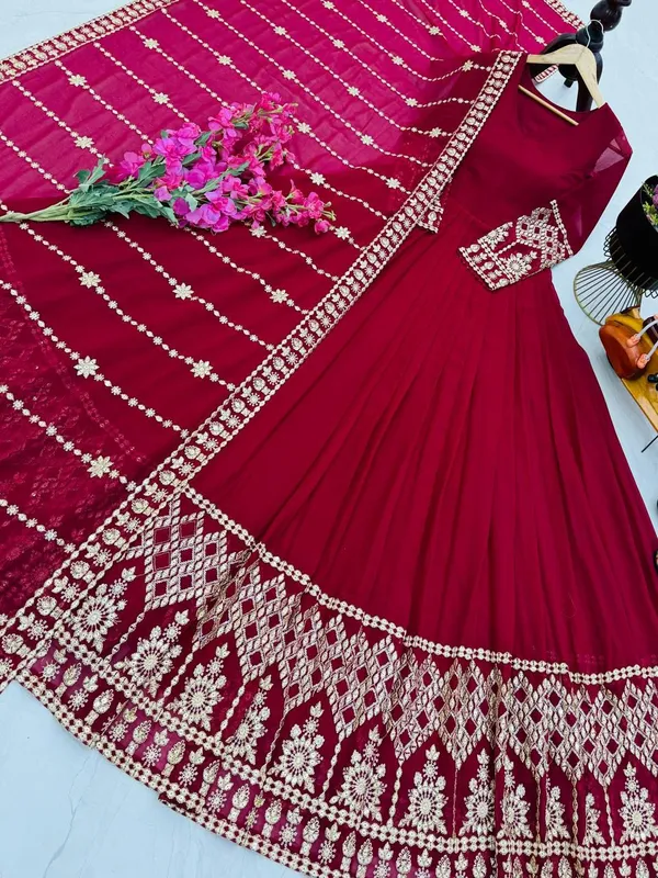 Pink_Anarkali_Gown_Dupatta_Set_For_Women