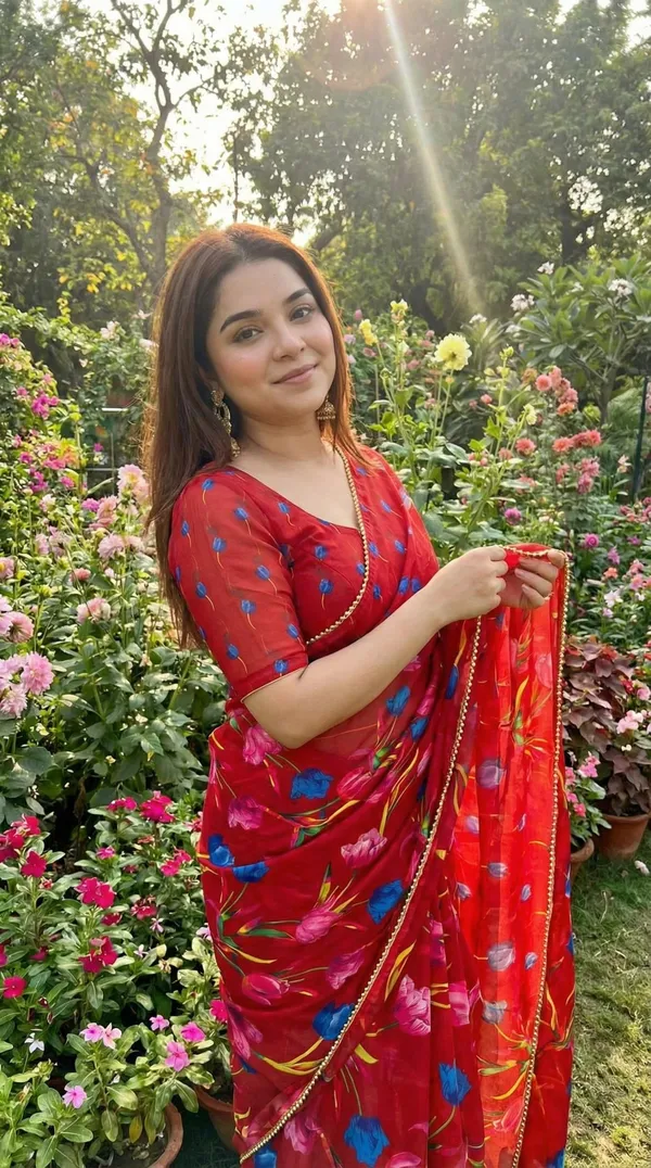 Red_Designer_Party_Saree_For_Women