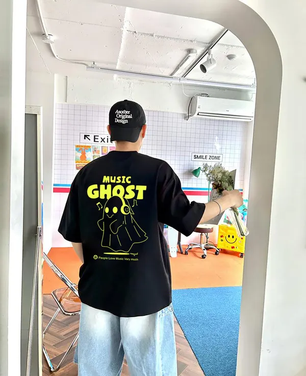 Black_Premium_Cotton_Graphic_Oversized_T-Shirt_For_Men