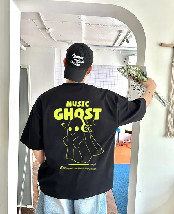 Black_Premium_Cotton_Graphic_Oversized_T-Shirt_For_Men