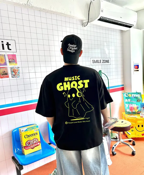 Black_Premium_Cotton_Graphic_Oversized_T-Shirt_For_Men
