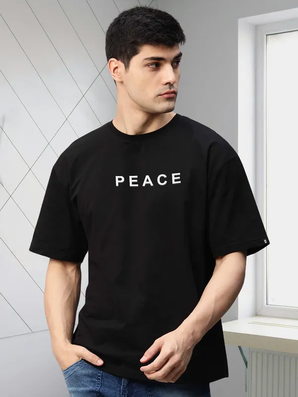 Black_Premium_Cotton_Graphic_Oversized_T-Shirt_For_Men