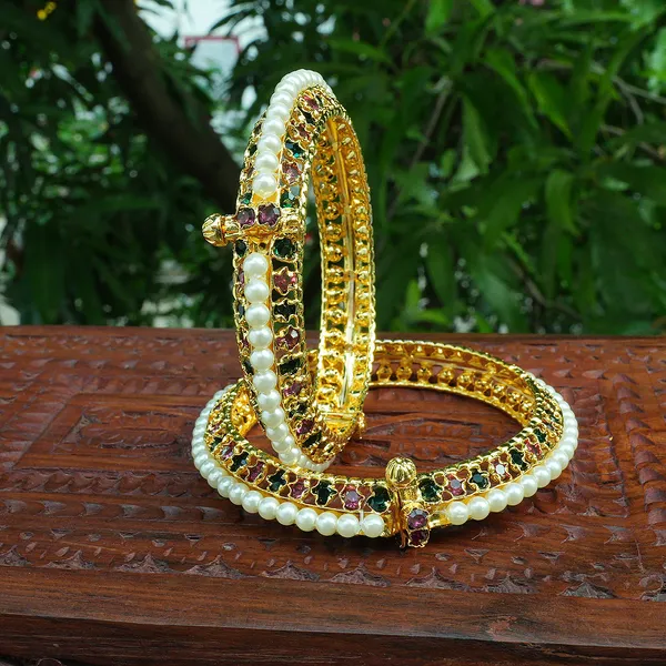 Gold_Premium_Pearl_Bangles_For_Women