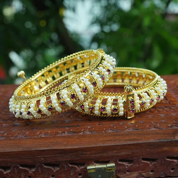 Gold_Premium_Pearl_Bangles_For_Women