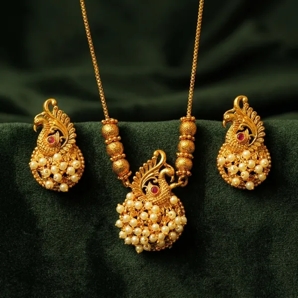 Gold_Premium_Copper_Mayur_Pearl_Necklace_For_Women
