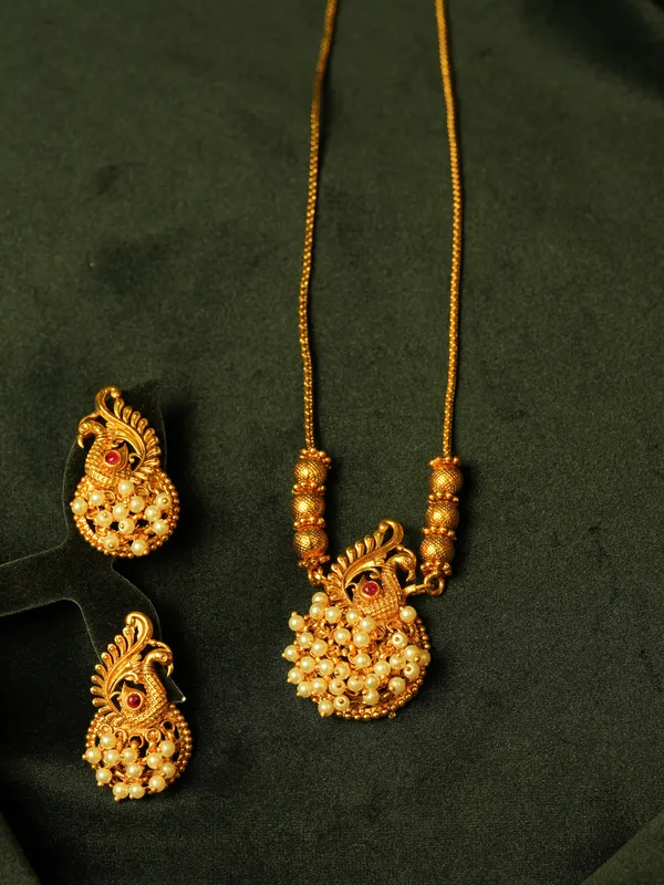 Gold_Premium_Copper_Mayur_Pearl_Necklace_For_Women
