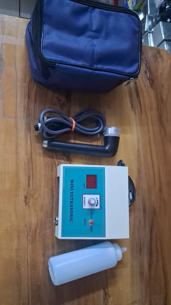 Mini_Ultrasonic_Therapy_Device_With_Intensity_Control_And_Digital_Display