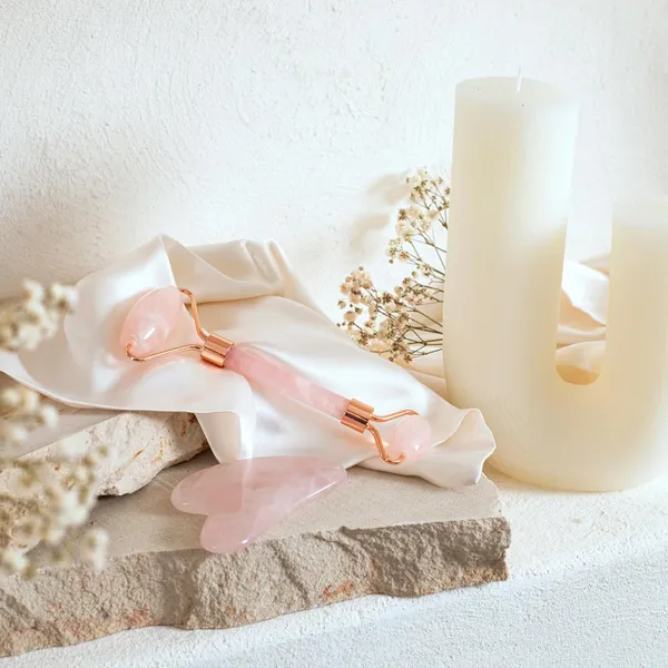 Rose_Quartz_Face_Roller_And_Gua_Sha_Set_Facial_Roller_For_Face_Neck_Eyes_Natural_Jade_Face_Massager_Tool_Skin_Care_Beauty_Roller_For_Puffiness_Relief_Lymphatic_Drainage_Tension_Relaxation_Pink
