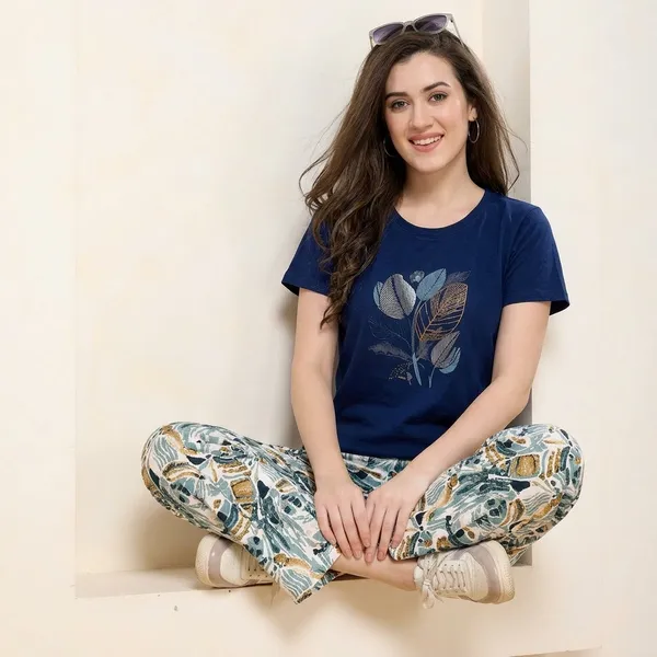 Multicolor_Hosiery_T-Shirt_And_Pyjama_Set_For_Women