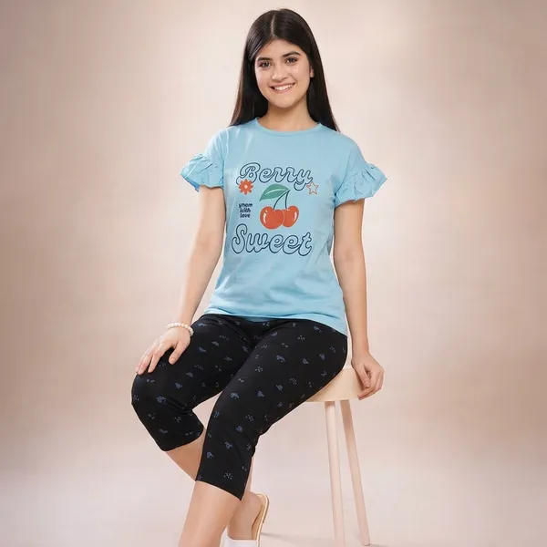 Sky_Blue_And_Black_Hosiery_T-Shirt_And_Capri_Set_For_Women