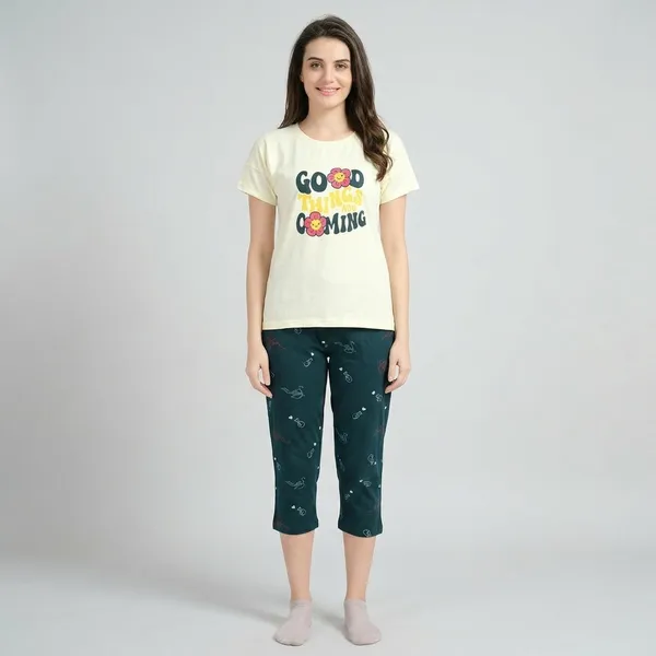 Yellow_And_Green_Hosiery_T-Shirt_And_Capri_Set_For_Women
