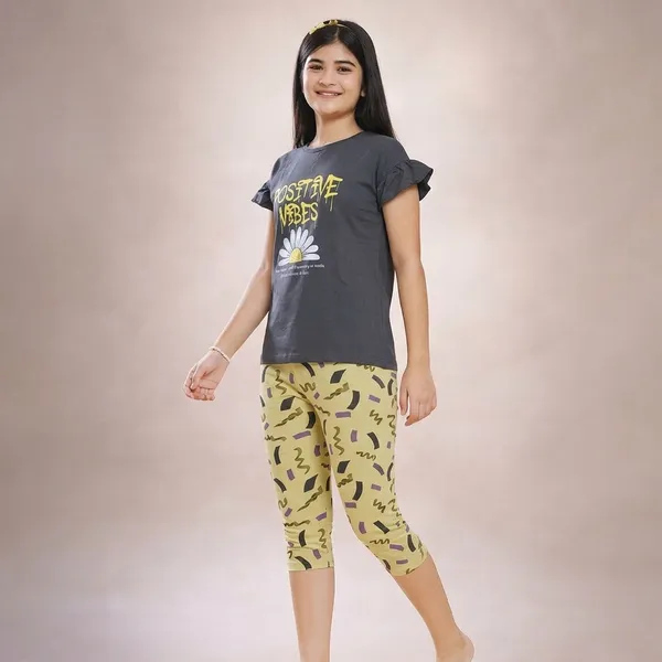 Grey_And_Yellow_Hosiery_T-Shirt_And_Capri_Set_For_Women