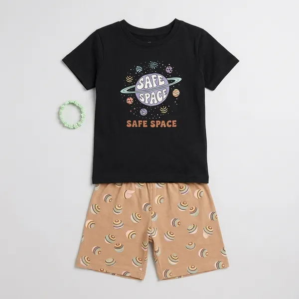 Black_And_Beige_Hosiery_T-Shirt_And_Shorts_Set_For_Girls