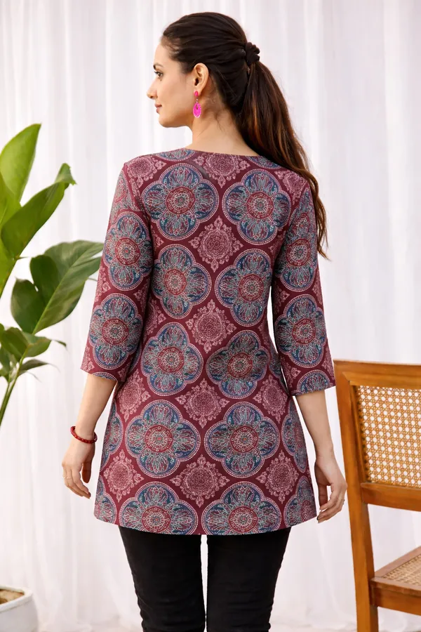 Maroon_Cotton_Straight_Floral_Print_Kurta_For_Women