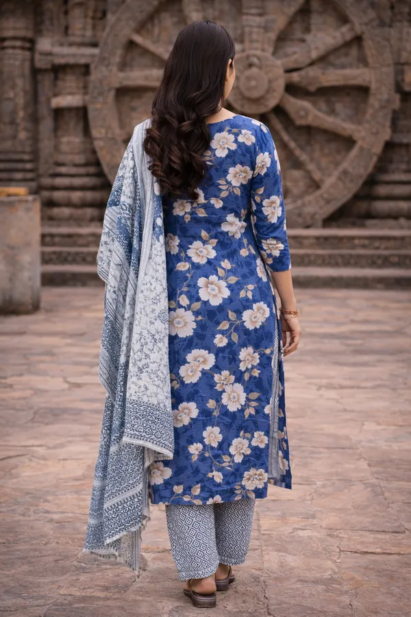 Blue_Rayon_Straight_Floral_Print_Kurta_Set_For_Women