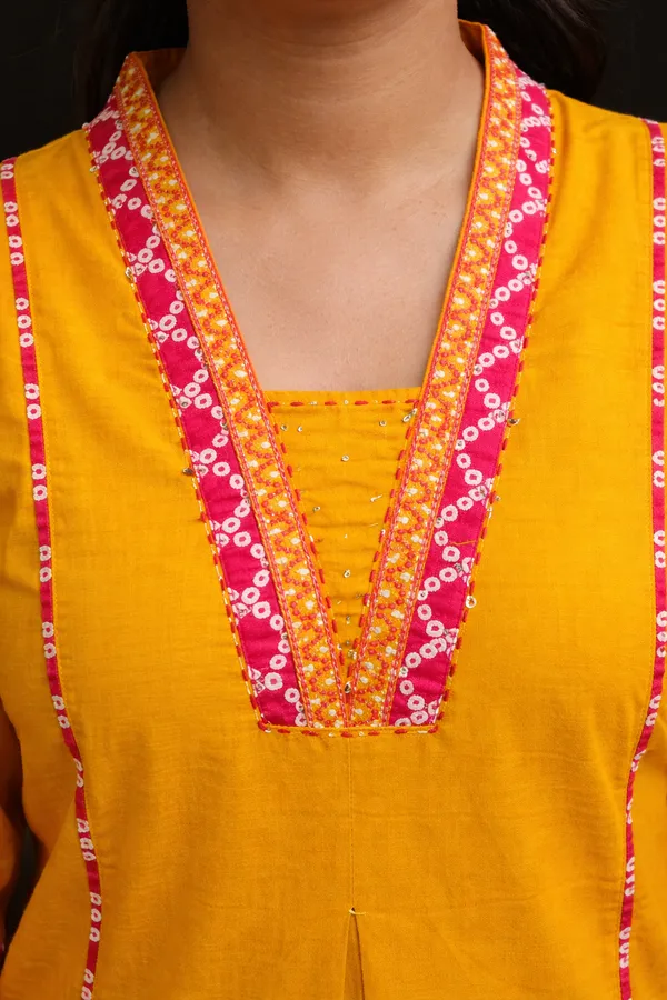 Mustard_Premium_Rayon_Kurta_Set_For_Women