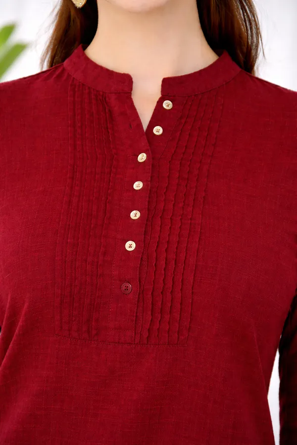Maroon_Cotton_Straight_Fit_Solid_Tunic_For_Women