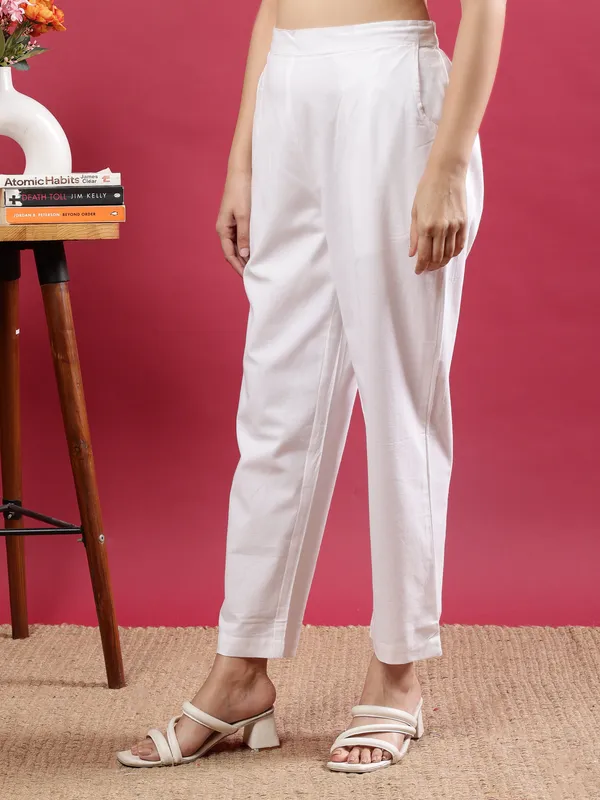 White_Premium_Cotton_Trousers_For_Women