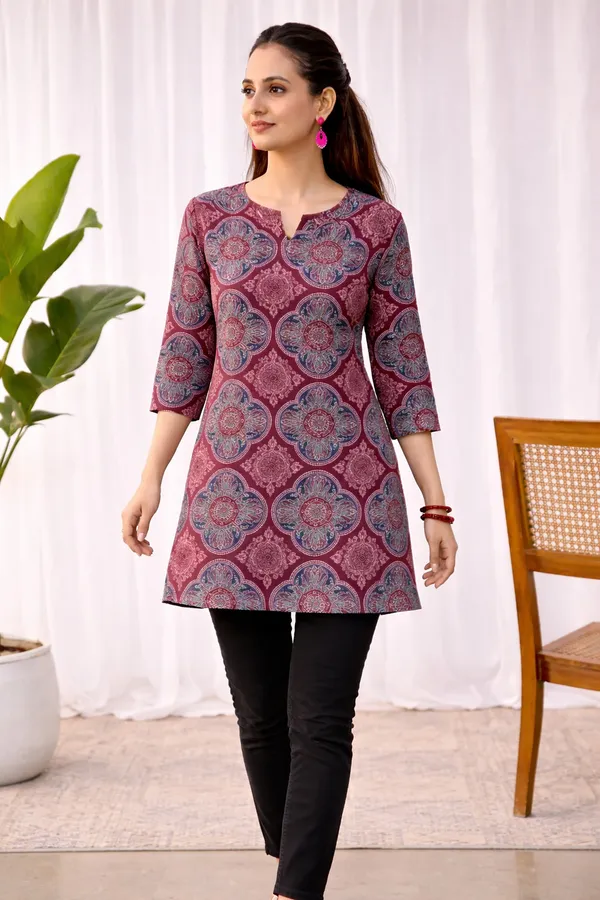 Maroon_Cotton_Straight_Floral_Print_Kurta_For_Women