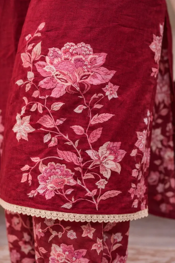 Maroon_Rayon_Straight_Floral_Print_Kurta_Set_For_Women