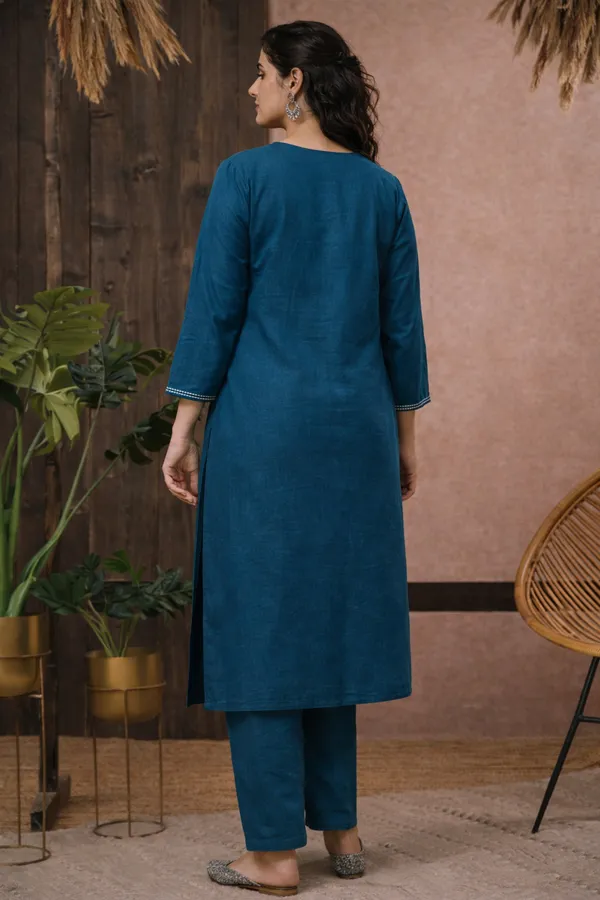 Teal_Blue_Rayon_Straight_Embroidered_Kurta_Set_For_Women