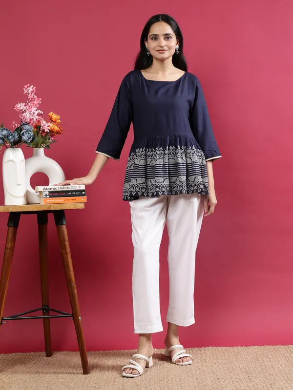 White_Premium_Cotton_Trousers_For_Women