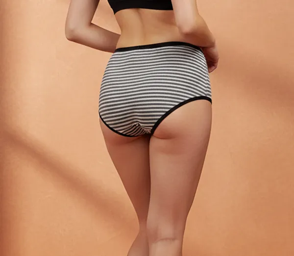 Black_And_White_Cotton_Striped_Imported_High_Waist_Panty_For_Women