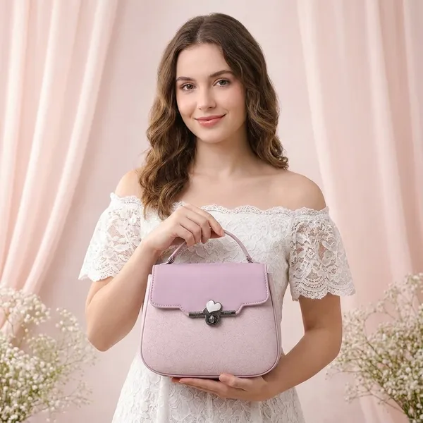 Pink_Heart_Clasp_Handbag_With_Embroidered_Floral_Design