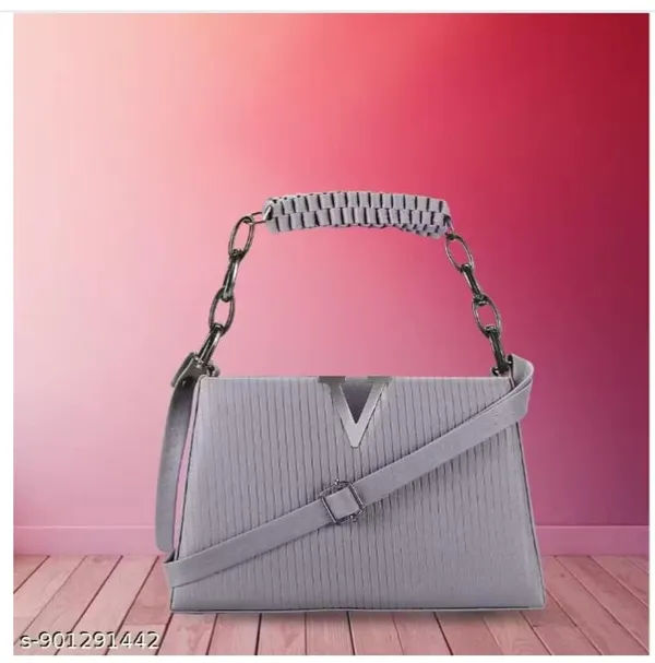 Grey_Textured_Handbag_With_Chain_Strap_And_Shoulder_Strap