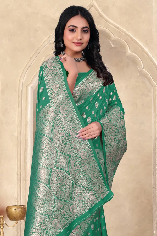 Green_Banarasi_Silk_Saree_With_Silver_Zari_Work