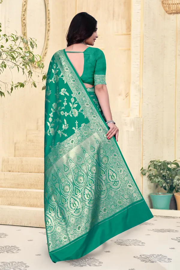 Green_Banarasi_Silk_Saree_With_Golden_Zari_Work