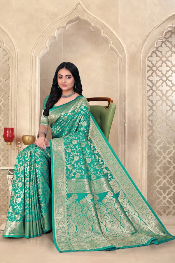 Turquoise_Green_Banarasi_Silk_Saree_With_Golden_Zari_Work