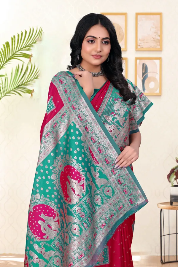 Traditional_Banarasi_Silk_Saree_With_Woven_Border_And_Pallu_-_Magenta_And_Teal_Green