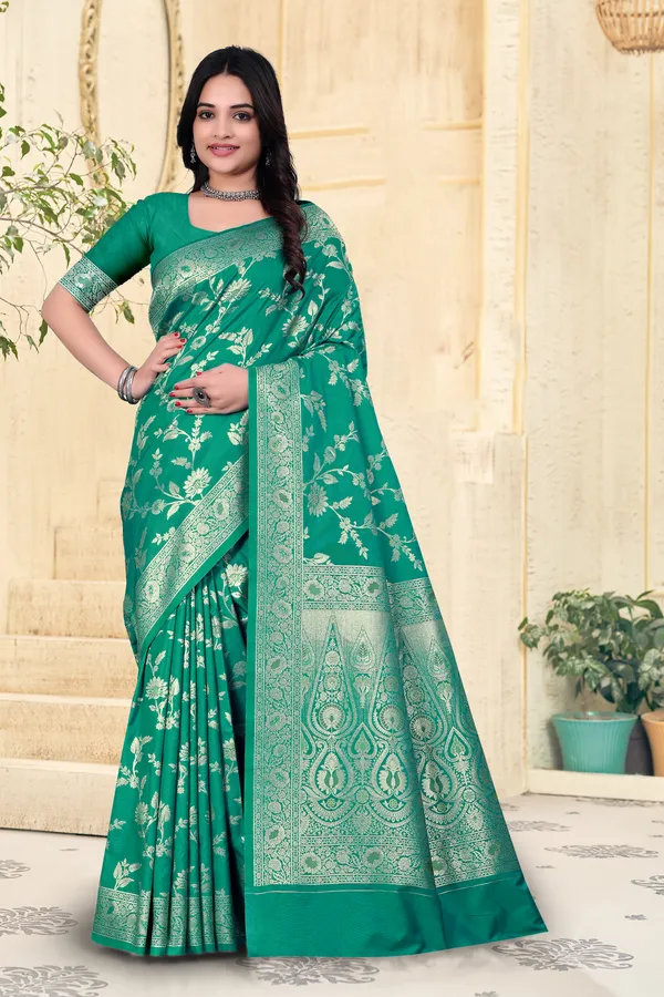Green_Banarasi_Silk_Saree_With_Golden_Zari_Work