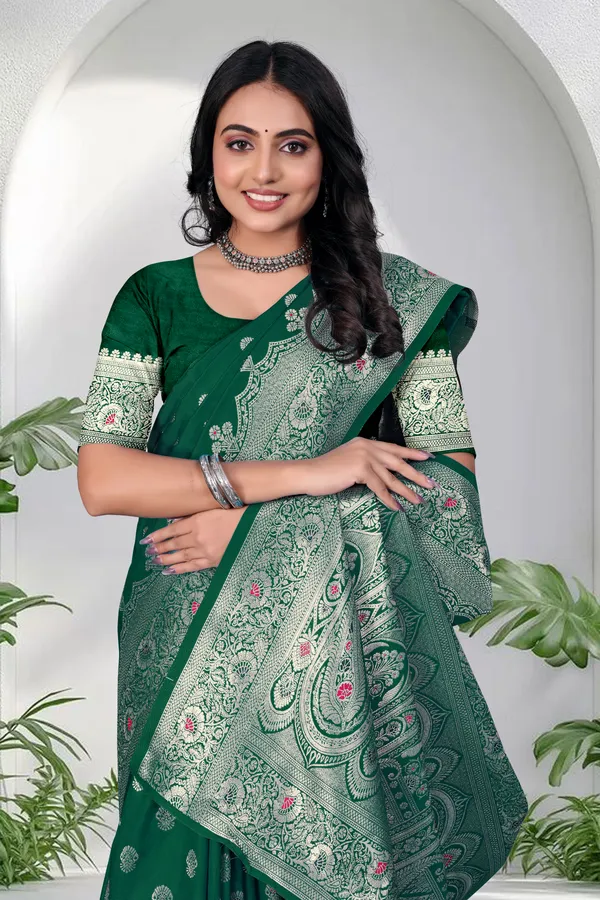 Green_Banarasi_Silk_Saree_With_Silver_Zari_Work