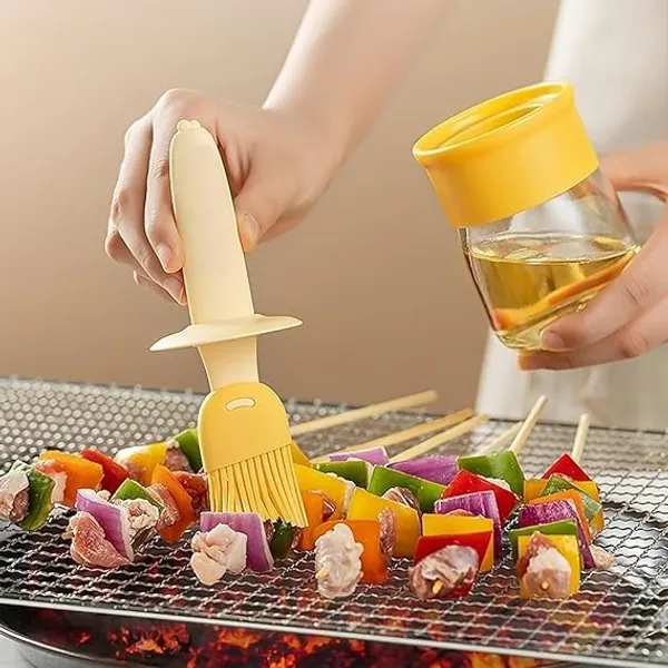 Cute_Duck_Olive_Oil_Dispenser_Brush_Bottle_200Ml,_Oil_Dispenser_With_Silicone_Brush,_Leak_Proof_Transparent_Plastic_Container_For_Cooking,_Baking_And_BBQ_Kitchen_Use